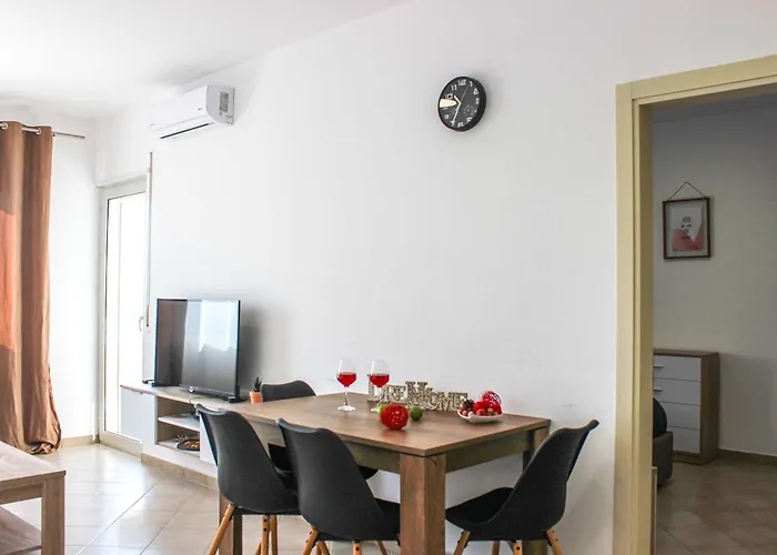 Coastal Light Appartement *